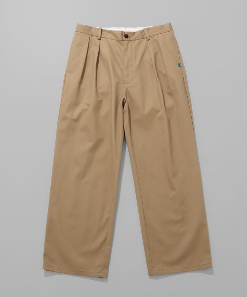 Bukta(バクタ)の「2タックイージーワイドチノ(その他パンツ・メンズ・ベージュ/チャコール・X-LARGE/LARGE/MEDIUM)」の4枚目の写真