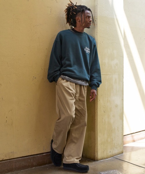 Bukta(バクタ)の「2タックイージーワイドチノ(その他パンツ・メンズ・ベージュ/チャコール・X-LARGE/LARGE/MEDIUM)」の14枚目の写真