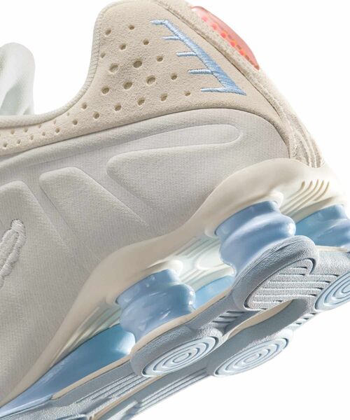 ナイキ ショックス R4 SE ウィメンズシューズ / Nike Shox R4 SE