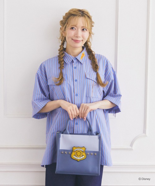 Disney(ディズニー)の「ズートピア/ポリスバッジバッグ(ハンドバッグ・レディース・ライトブルー・ONE SIZE)」の2枚目の写真