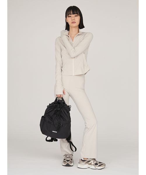 emmi（エミ）の「【限定カラー】撥水 emmiロゴマルチバックパック（バックパック/リュック・レディース・バーガンディー/ブラック/オフホワイト/グレー・F）」の21枚目の写真