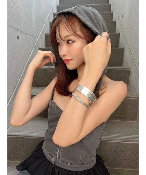 RESEXXY（リゼクシー）の「ボリュームメタルバングル（バングル/リストバンド・レディース・シルバー/ゴールド・FREE）」の4枚目の写真