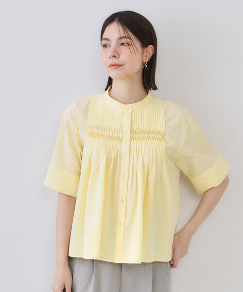 OPAQUE.CLIP（オペークドットクリップ）の「ピンタックフレアシャツ【洗濯機洗い可】（シャツ/ブラウス・レディース・ブラック/ホワイト/ライトイエロー系・38/40/42）」の17枚目の写真