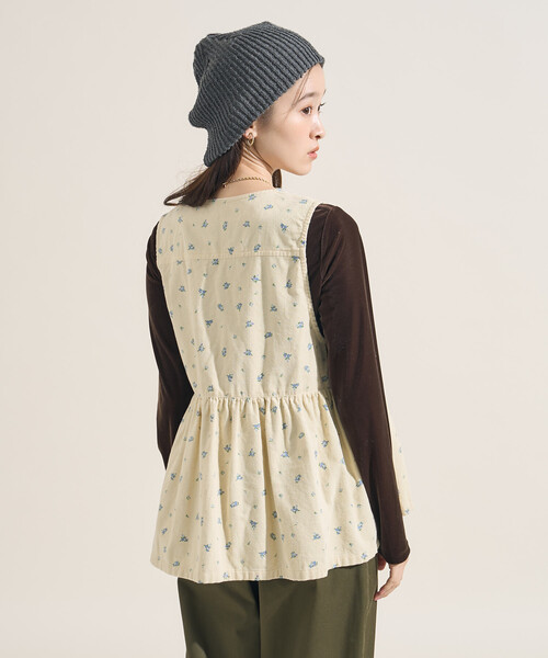 FREAK'S STORE(フリークスストア)の「カントリーフラワー コーデュロイベスト<セットアップ対応>/小花柄(ベスト・レディース・キャメル/チャコール/ナチュラル・フリ-)」の17枚目の写真