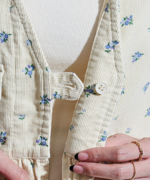 FREAK'S STORE(フリークスストア)の「カントリーフラワー コーデュロイベスト<セットアップ対応>/小花柄(ベスト・レディース・キャメル/チャコール/ナチュラル・フリ-)」の9枚目の写真