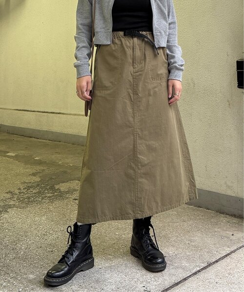 LBC（エルビーシー）の「コットンツイルワークベルトスカート（スカート・レディース・ベージュ/チャコールグレー/エメラルド・M/L）」の11枚目の写真