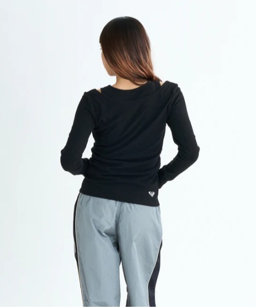 ROXY(ロキシー)の「NAIL IT L/S TEE/ロキシー速乾UVケア長袖トップス・タンクトップセット(Tシャツ/カットソー・レディース・グレー/ブラック/ホワイト・SMALL/LARGE/MEDIUM)」の10枚目の写真