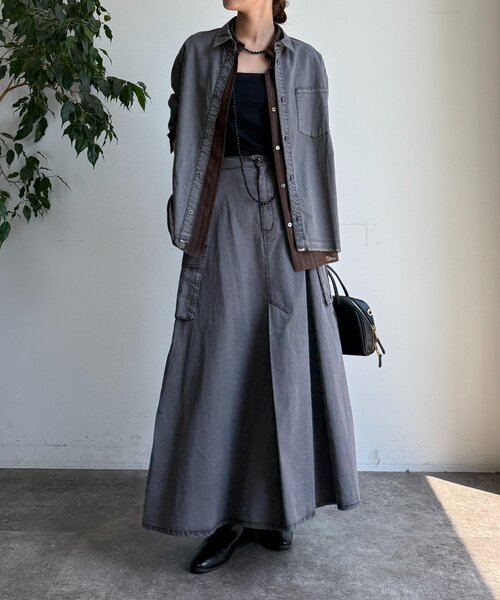 DouDou(ドゥドゥ)の「リヨセルピグメントビッグシャツ(シャツ/ブラウス・レディース・ブラウン/ブラック・FREE)」の5枚目の写真