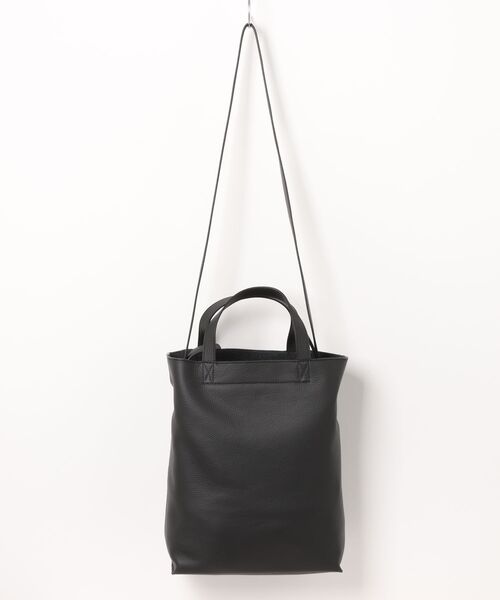 A.P.C.（アーペーセー）の「CABAS MAIKO MEDIUM（ショルダーバッグ・レディース・ブラック・ONESIZE）」の2枚目の写真