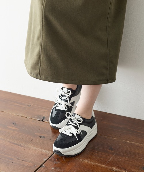 coca(ANDEX shoes product)(コカ)の「厚底 ローカット GERMAN TRAINER スニーカー(スニーカー・レディース・ホワイト/ブラック・LARGE/MEDIUM/SMALL)」の12枚目の写真