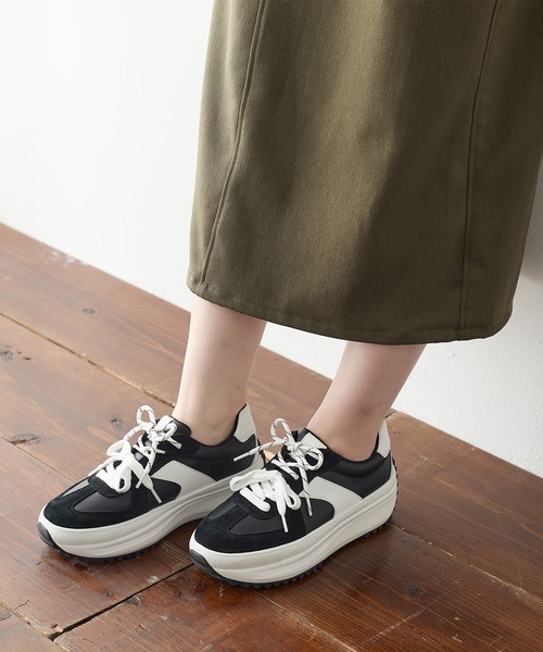 coca(ANDEX shoes product)(コカ)の「厚底 ローカット GERMAN TRAINER スニーカー(スニーカー・レディース・ホワイト/ブラック・LARGE/MEDIUM/SMALL)」の14枚目の写真