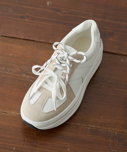 coca(ANDEX shoes product)(コカ)の「厚底 ローカット GERMAN TRAINER スニーカー(スニーカー・レディース・ホワイト/ブラック・LARGE/MEDIUM/SMALL)」の17枚目の写真