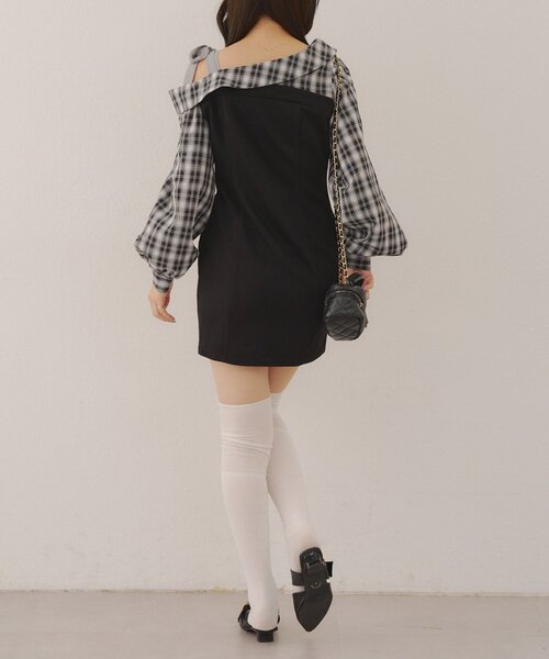 continuer de NICE CLAUP（コンティニューデナイスクラップ）の「【あゆな@ayupi.06セレクト】ドッキングワンショルミニワンピース（ワンピース・レディース・ブラウン/ブラック・FREE）」の20枚目の写真