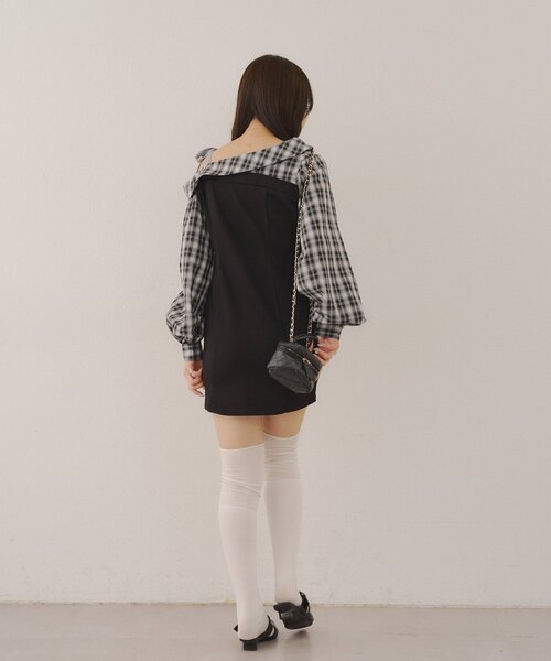 continuer de NICE CLAUP（コンティニューデナイスクラップ）の「【あゆな@ayupi.06セレクト】ドッキングワンショルミニワンピース（ワンピース・レディース・ブラウン/ブラック・FREE）」の21枚目の写真