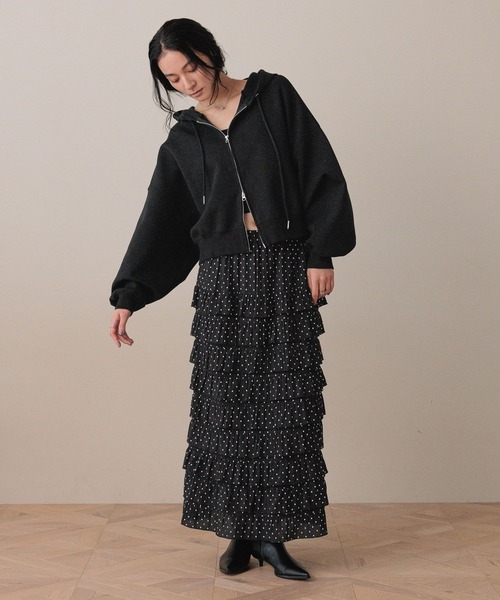 LOWRYS FARM（ローリーズファーム）の「ＺＩＰショートフーディ　588894（パーカー・レディース・グレー/エンジ/ブラック/イエロー/アイボリー/グレー系その他/ピンク・FREE）」の16枚目の写真