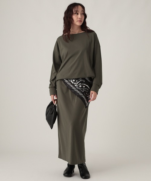 Elura(エルーラ)の「ハイテンションボートネックプルオーバー/596029(Tシャツ/カットソー・レディース・カーキ/ブラック/キャメル・FREE)」の15枚目の写真