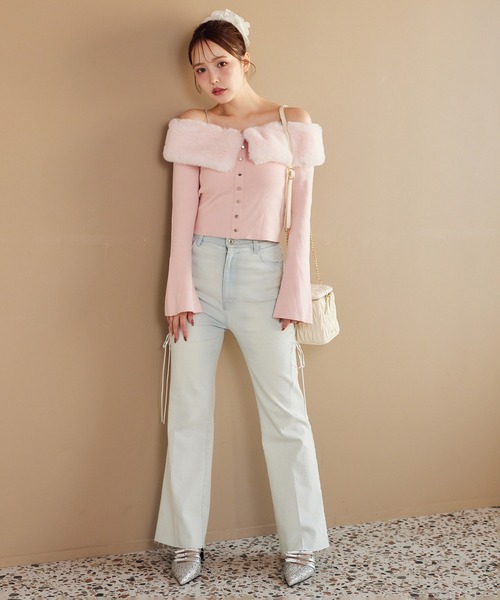 one after another NICE CLAUP（ワンアフターアナザーナイスクラップ）の「WEB限定/ビジューフェイクファーニット（ニット/セーター・レディース・ピンク/モカ/ブラック/アイボリー・FREE）」の17枚目の写真