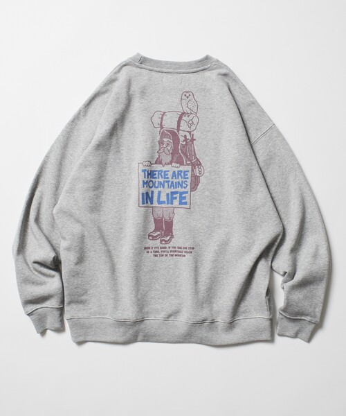 FREAK'S STORE(フリークスストア)の「限定展開 リラックスフィット バックプリント クルーネック スウェット / CAMP MAN(スウェット・メンズ・グレー/ブラック・MEDIUM/SMALL/LARGE)」の3枚目の写真