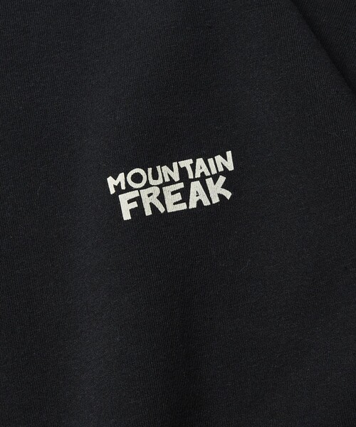 FREAK'S STORE(フリークスストア)の「限定展開 リラックスフィット バックプリント クルーネック スウェット / CAMP MAN(スウェット・メンズ・グレー/ブラック・MEDIUM/SMALL/LARGE)」の14枚目の写真