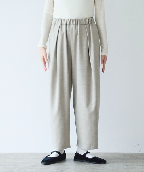 yuni（ユニ　）の「△washable wool gum tack パンツ（その他パンツ・レディース・グレー/ベージュ/ブラウン/ブラック・FREE）」の4枚目の写真