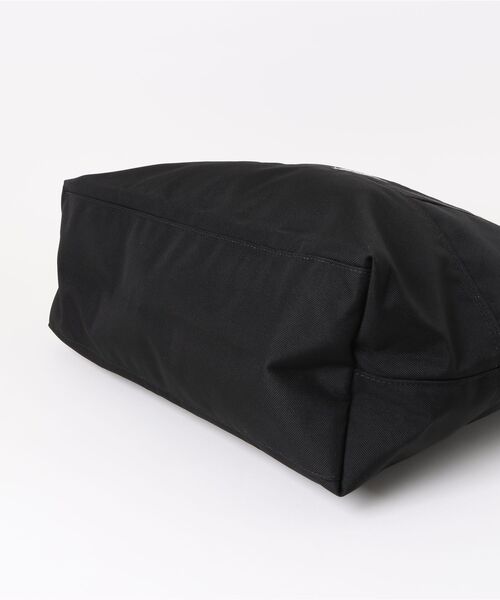 Carhartt（カーハート）の「Carhartt クラシックオープントートバッグ32L（トートバッグ・メンズ・ブラック/ブラウン・FREE）」の4枚目の写真