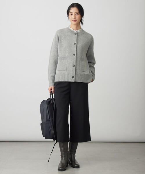 J.PRESS(ジェイプレス)の「CAT ニット カーディガン(ニット/セーター・レディース・ライトグレー系/ベージュ系・MEDIUM/LARGE)」の5枚目の写真