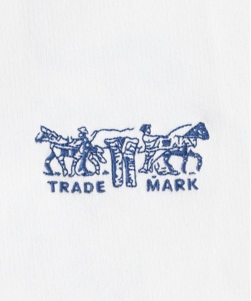 Levi's（リーバイス）の「【Levi's】プリントスウェット (プリントスウェット/ロゴ/バックプリント/フロントロゴ/コットン/デイリースタイル/カジュアル)（スウェット・メンズ・ホワイト・M/S/L）」の5枚目の写真