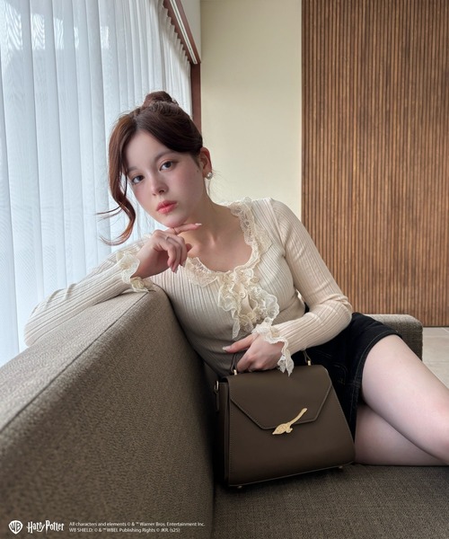 my twilight（マイトワイライト）の「【Harry Potterコラボ】 ホグズミード ほうきモチーフ 台形ミニバッグ（ハンドバッグ・レディース・ブラック/グレー/ホワイト・FREE）」の19枚目の写真