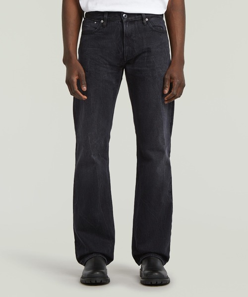 G-STAR(ジースター)の「LENNEY BOOTCUT 2.0 JEANS/ヴィンテージライクレギュラーブーツカットジーンズ(デニムパンツ・メンズ・ブラック系その他・29/30/36/32/32/30/31/30/34/30/28/30/30/30/33/30)」の1枚目の写真