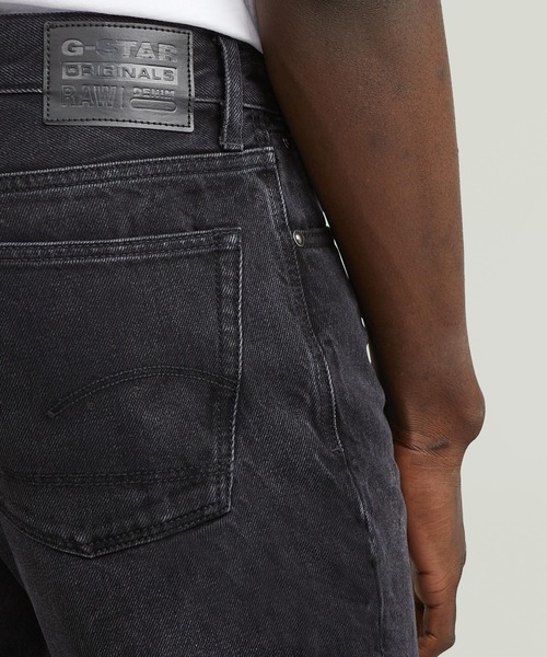 G-STAR(ジースター)の「LENNEY BOOTCUT 2.0 JEANS/ヴィンテージライクレギュラーブーツカットジーンズ(デニムパンツ・メンズ・ブラック系その他・29/30/36/32/32/30/31/30/34/30/28/30/30/30/33/30)」の5枚目の写真