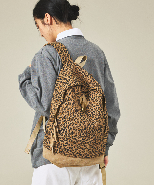 MASTER&Co（マスターアンドコー）の「【MASTER&CO】マスターアンドコー バックパック/ デイパック / 60/40クロス / 軽量 /メンズ レディース（バックパック/リュック・レディース・ブラック/ベージュ/グレー/その他1/その他2・フリー）」の13枚目の写真