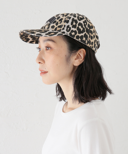 GANNI（ガニー）の「GANNI / ガニー Washed Cotton Canvas Cap Leo Emb