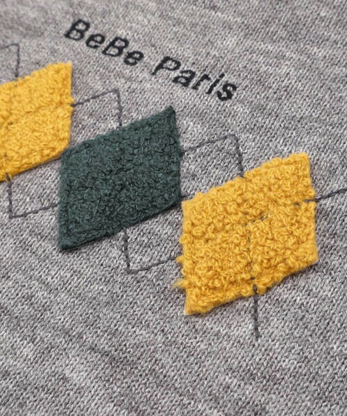 BeBe（ベベ）の「カットニットアーガイル刺しゅうプルオーバー（スウェット・キッズ・ブルー/グレー・130cm/140cm/120cm）」の3枚目の写真