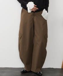 Libra Cue（リブラ キュー）の「バレルシルエットカーゴパンツ（その他パンツ）」