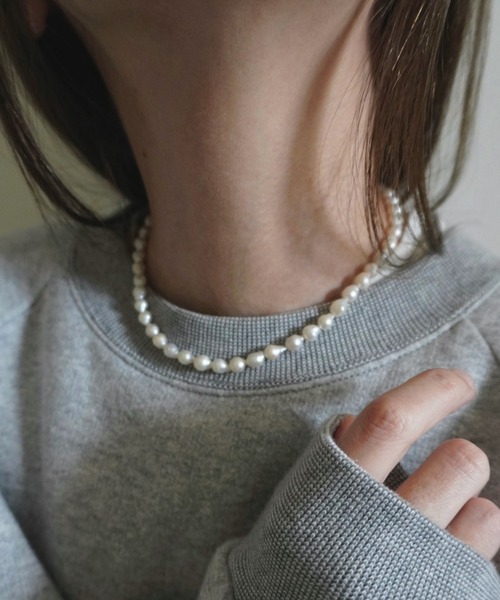 stan（スタン）の「dewdrop pearl necklace（ネックレス・レディース・シルバー・FREE）」の2枚目の写真