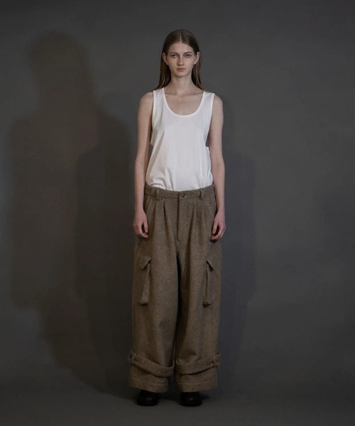 my beautiful landlet（マイビューティフルランドレット）の「【my beautiful landlet】 ALPACA SHAGGY WIDE CARGO PANTS（カーゴパンツ・メンズ・ベージュ/ブラウン/ブラック・1/0）」の2枚目の写真