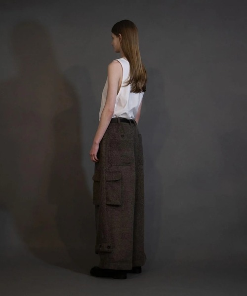 my beautiful landlet（マイビューティフルランドレット）の「【my beautiful landlet】 ALPACA SHAGGY WIDE CARGO PANTS（カーゴパンツ・メンズ・ベージュ/ブラウン/ブラック・1/0）」の5枚目の写真