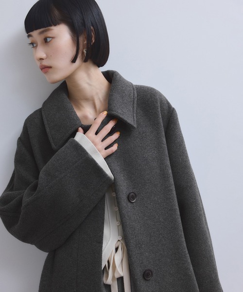 ADAM ET ROPE'（アダムエロペ）の「【WEB限定】ベルテッドオーバーサイズロングコート（ステンカラーコート・レディース・ベージュ/ブラック/グレー/ブラウン・FREE）」の17枚目の写真