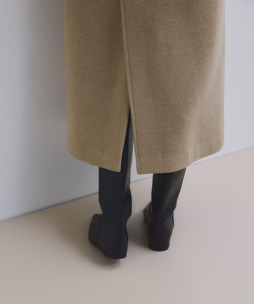 ADAM ET ROPE'（アダムエロペ）の「【WEB限定】ベルテッドオーバーサイズロングコート（ステンカラーコート・レディース・ベージュ/ブラック/グレー/ブラウン・FREE）」の22枚目の写真