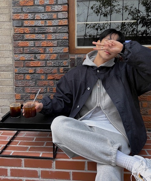 NOWLE(ノウル)の「【NOWLE】スタンドカラー ブラック デニムブルゾン(デニムジャケット・メンズ・ダークネイビー・MEDIUM/LARGE/X-LARGE)」の8枚目の写真