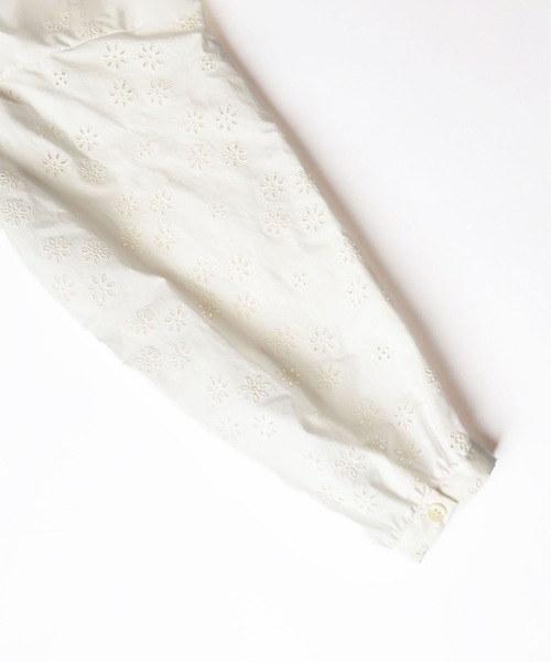 HOLIDAY（ホリデイ）の「LACE BIG COLLAR MINI DRESS レースビッグカラーミニドレス（ワンピース・レディース・ホワイト/ブラック・ONE SIZE）」の9枚目の写真