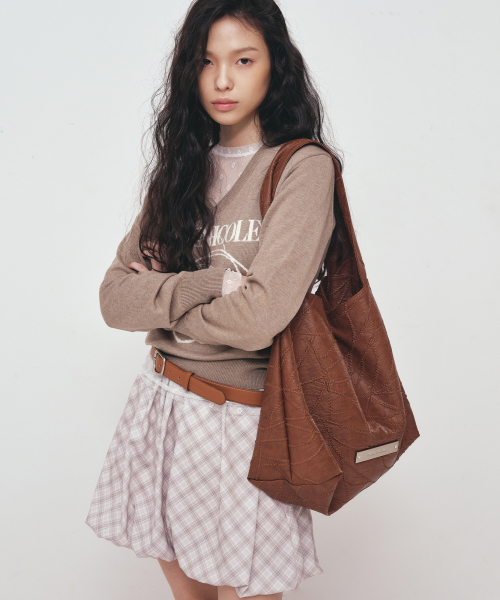 NICK&NICOLE(ニックアンドニコール)の「LEATHER WRINKLE TOTE BAG_BROWN(トートバッグ・レディース・その他・FREE)」の2枚目の写真