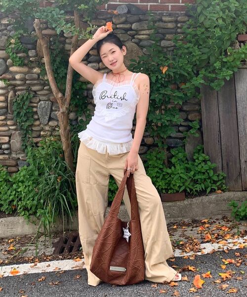 NICK&NICOLE(ニックアンドニコール)の「LEATHER WRINKLE TOTE BAG_BROWN(トートバッグ・レディース・その他・FREE)」の9枚目の写真