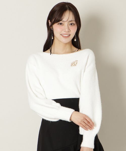 WILLSELECTION(ウィルセレクション)の「ブローチ付きオフショルニット(ニット/セーター・レディース・オフホワイト/ベージュ/サックスブルー/ライトグレー・FREE)」の9枚目の写真