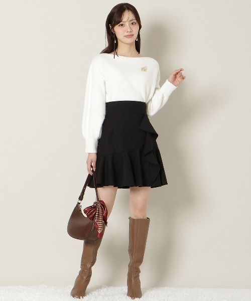 WILLSELECTION(ウィルセレクション)の「ブローチ付きオフショルニット(ニット/セーター・レディース・オフホワイト/ベージュ/サックスブルー/ライトグレー・FREE)」の15枚目の写真