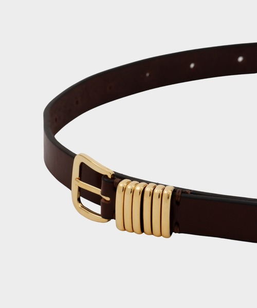 CINOH(チノ)の「SLIM LEATHER BELT/ALL GOLD DETAIL(ベルト・メンズ・ブラウン・S/M)」の3枚目の写真