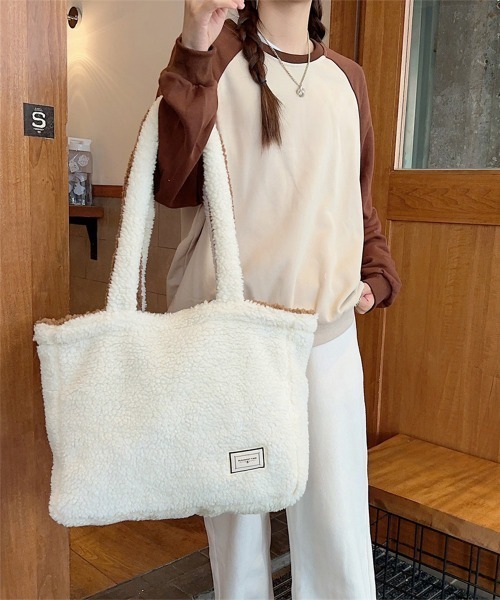Miniministore(ミニミニストア)の「トートバッグ 両面 もこもこ 大容量(トートバッグ・レディース・ホワイト×ブラウン/ホワイト×グレー・FREE)」の7枚目の写真