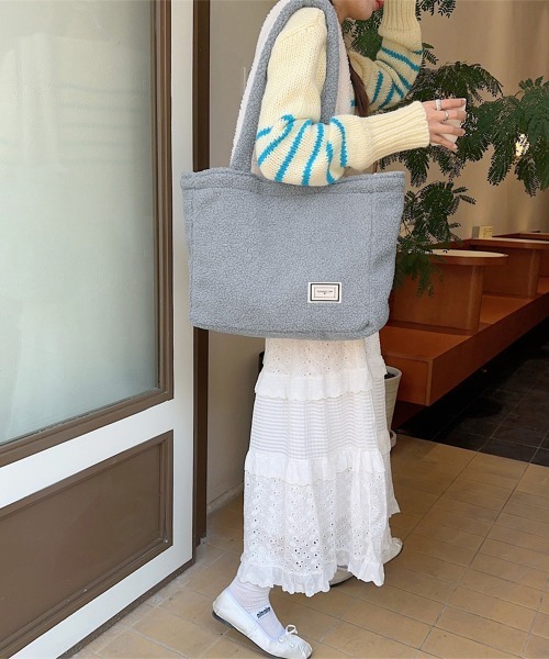 Miniministore(ミニミニストア)の「トートバッグ 両面 もこもこ 大容量(トートバッグ・レディース・ホワイト×ブラウン/ホワイト×グレー・FREE)」の15枚目の写真