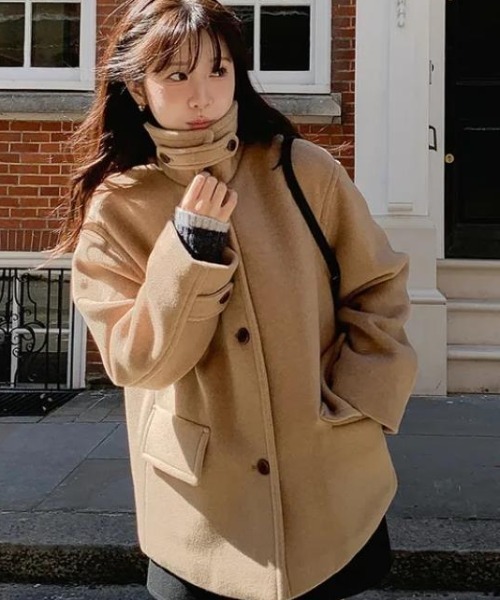 semplice(センプリチェ)の「ダッフルコート【韓国ファッション】(ダッフルコート・レディース・キャメル/ブラック・F)」の4枚目の写真