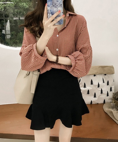 Flugge(フラッジー)の「ギンガムチェック長袖シャツ(シャツ/ブラウス・レディース・レッド/ブラック・LARGE/MEDIUM)」の3枚目の写真